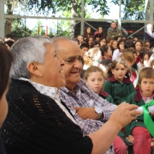 Emotiva despedida a don Juan y señora María